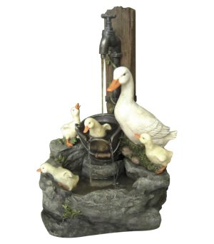 Solar Duck Family at Tap